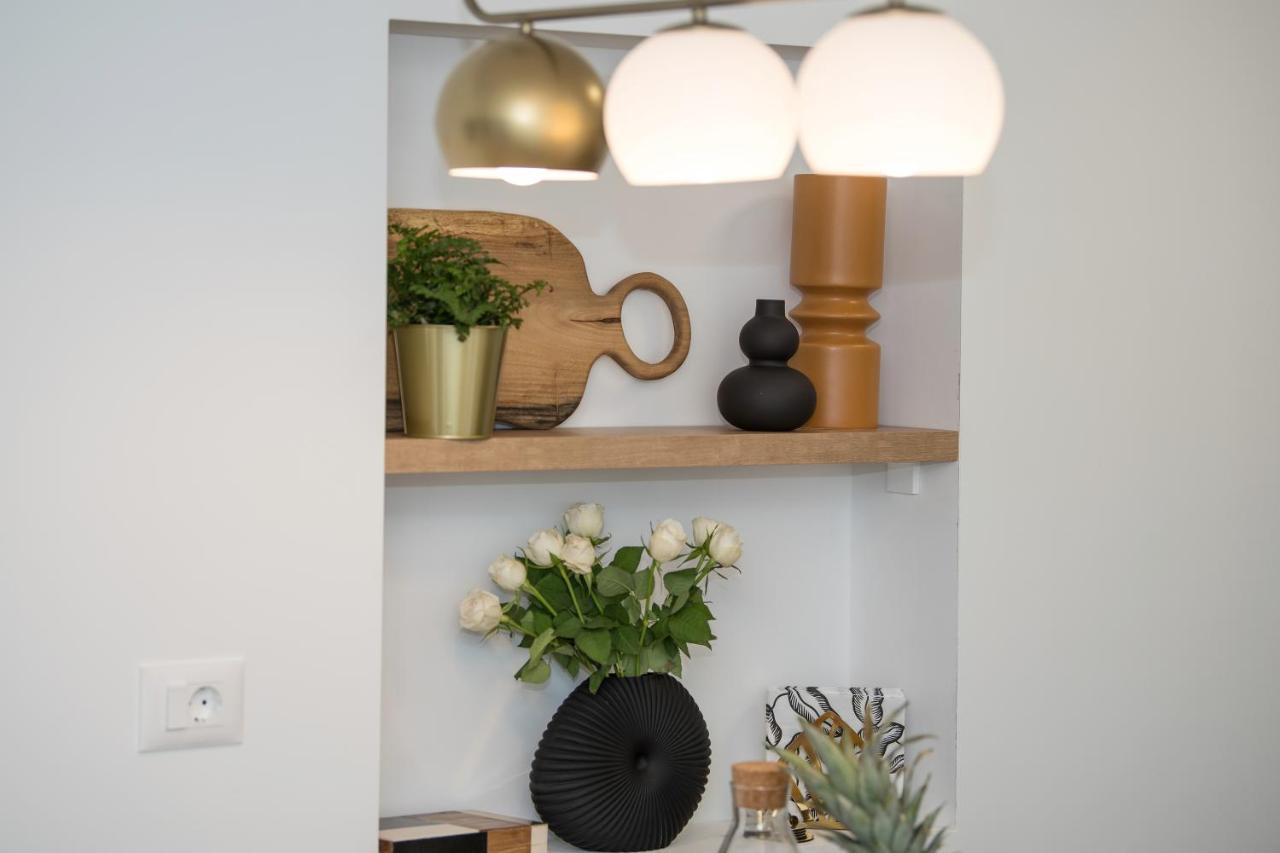 Studio Apartment Bianco, Near Beach, Free Parking, Wi-Fi Макарска Екстериор снимка